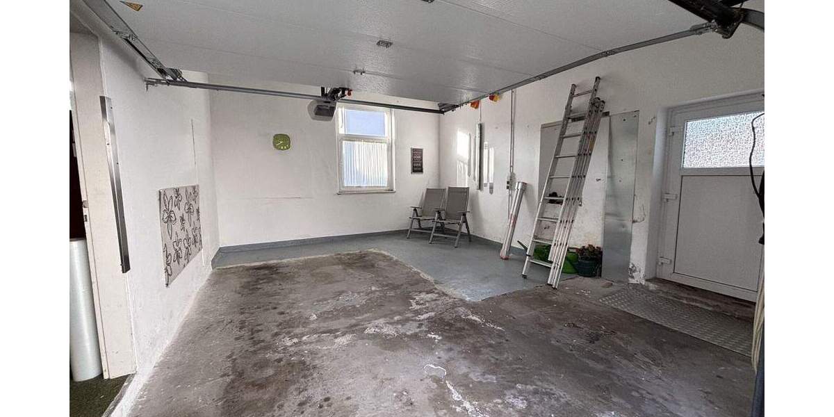 Mehrfamilienhaus, Wohnhaus Detmold / Hiddesen Hiddesen - 7 Zimmer, 203 m&sup2;, 560.000&euro; | Angebot:26725200