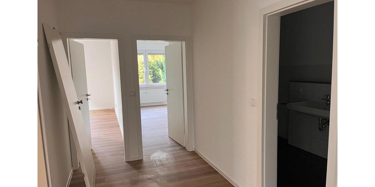 Erdgeschoßwohnung Bad Driburg - 3 Zimmer, 82 m&sup2;, 595&euro; | Angebot:27606163