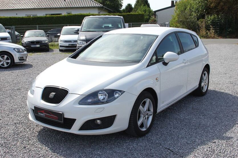 Seat Leon 174.000 km 3.999 € Salzkotten 33154