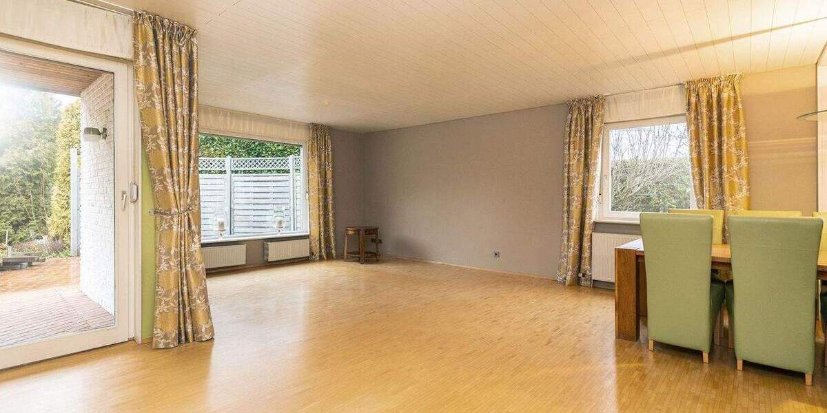 Bungalow Schloß Holte-Stukenbrock Stukenbrock - 4 Zimmer, 124 m&sup2;, 415.000&euro; | Angebot:26643999
