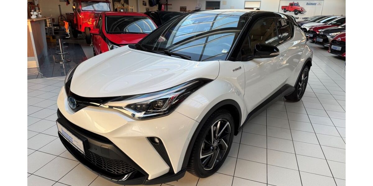 Toyota C-HR 29.730 km 22.890 &euro; Paderborn 33104