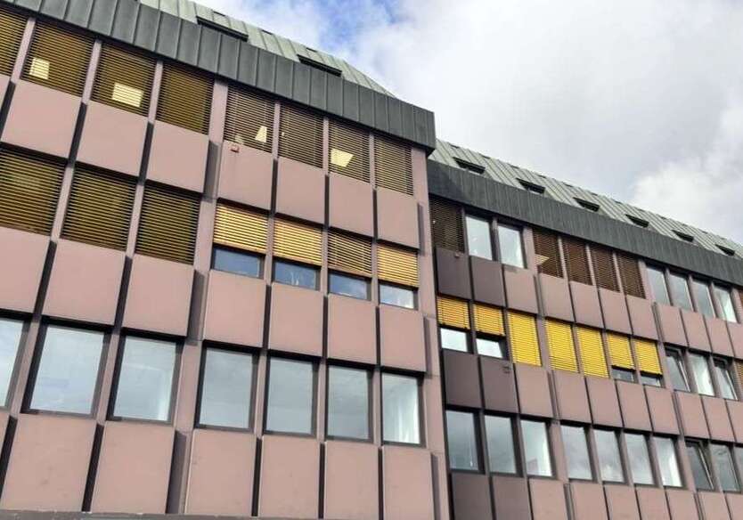 Büro in Bielefeld 1.500 € 175 m² zimmer