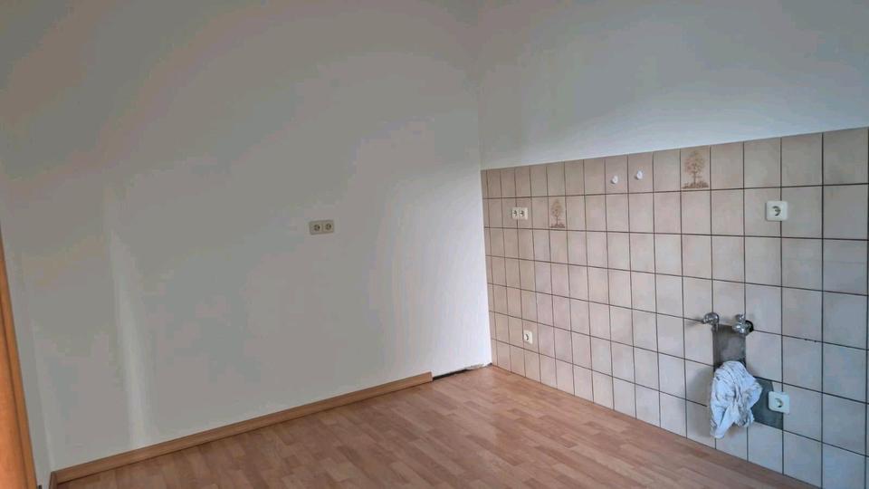 Etagenwohnung Marsberg - 3 Zimmer, 105 m&sup2;, 620&euro; | Angebot:26367858