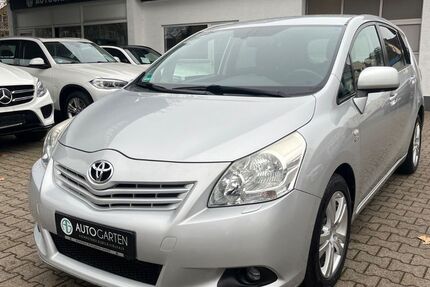 Toyota Verso 149.000 km 9.550 € Paderborn 33098