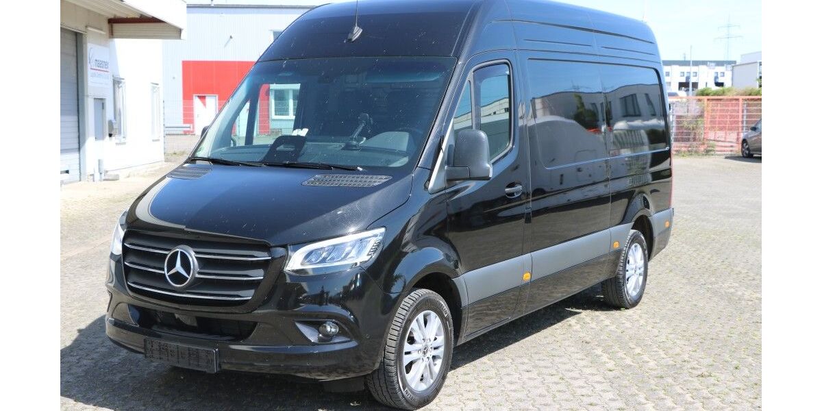 Mercedes-Benz Sprinter 81.000 km 46.950 € Paderborn 33102
