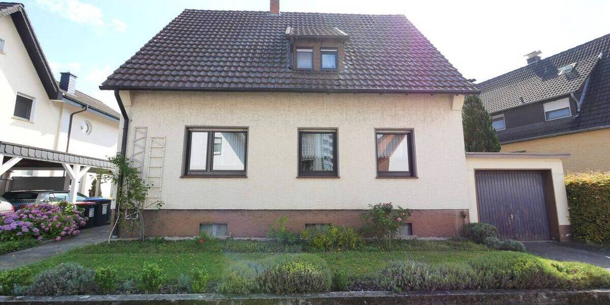 Mehrfamilienhaus, Wohnhaus Paderborn / Schloß Neuhaus Schloß Neuhaus - 6 Zimmer, 135 m&sup2;, 299.000&euro; | Angebot:25688039