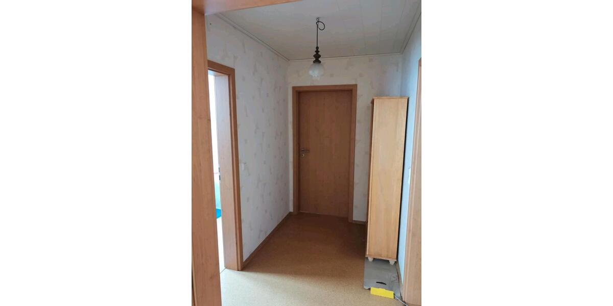 Etagenwohnung Marsberg - 1 Zimmer, 94 m&sup2;, 90.000&euro; | Angebot:26815408