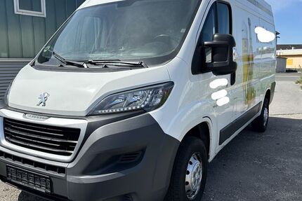 Peugeot Boxer 229.000 km 7.990 € Paderborn 33100