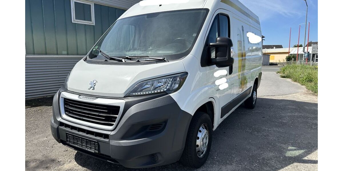 Peugeot Boxer 229.000 km 7.990 € Paderborn 33100