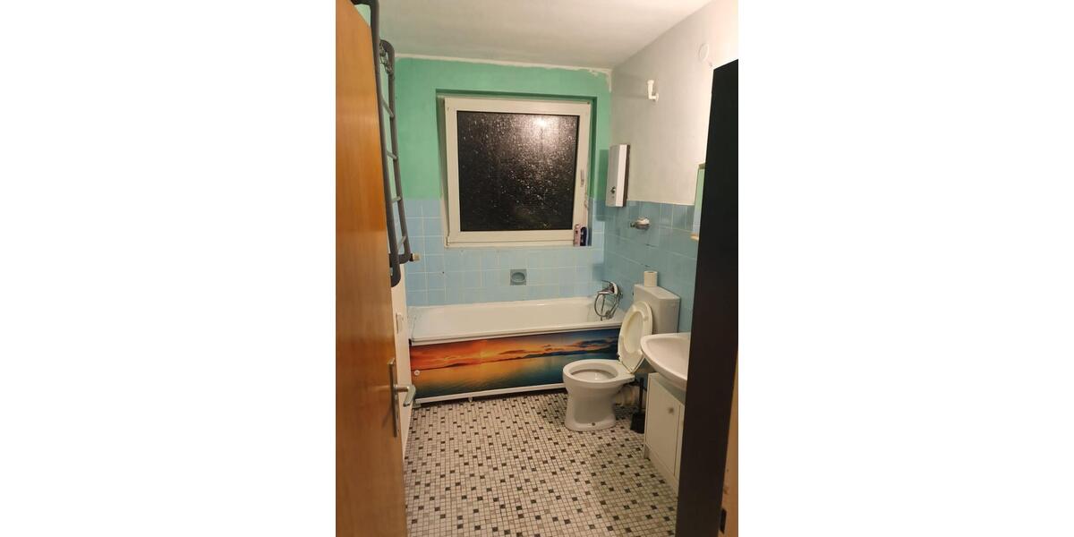 Etagenwohnung Marsberg - 3 Zimmer, 77 m&sup2;, 98.000&euro; | Angebot:26230197