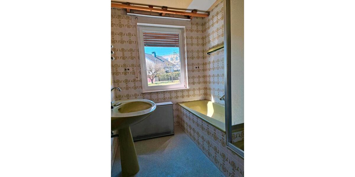 Einfamilienhaus Marsberg - 7 Zimmer, 160 m&sup2;, 149.500&euro; | Angebot:26465055