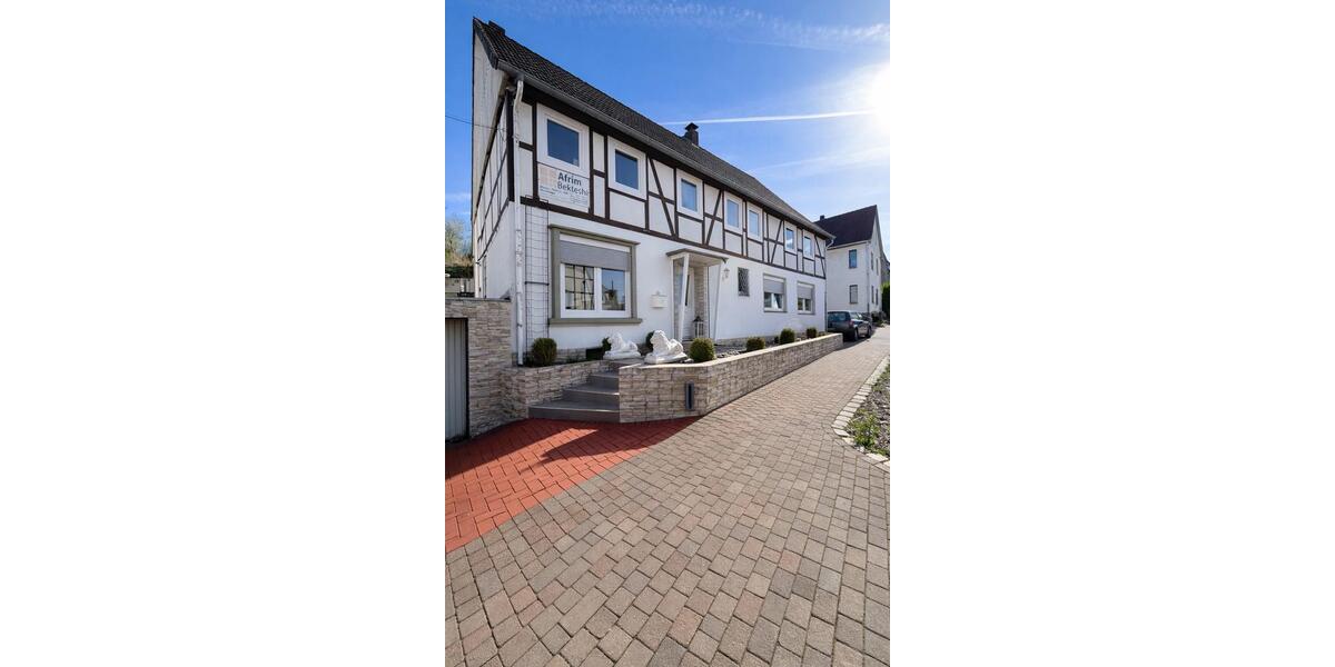 Einfamilienhaus Brakel - 300.000&euro; | Angebot:26086584