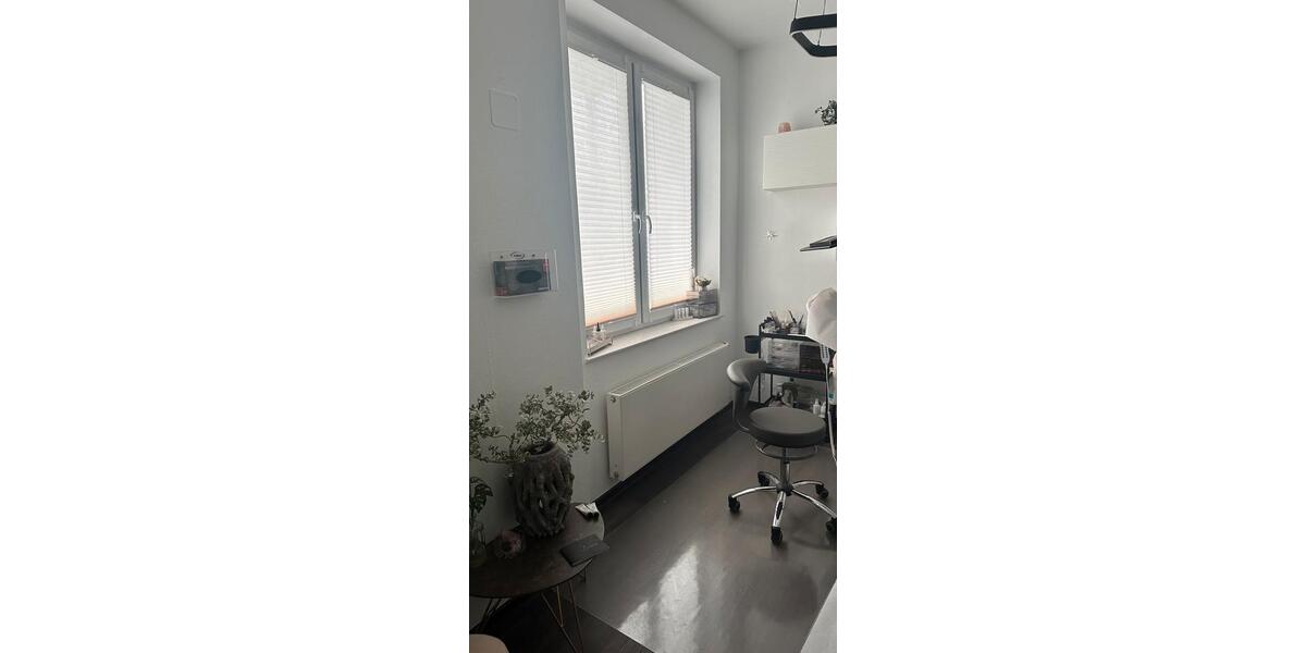 Gewerbeobjekt Bad Lippspringe - 350&euro; | Angebot:26043050