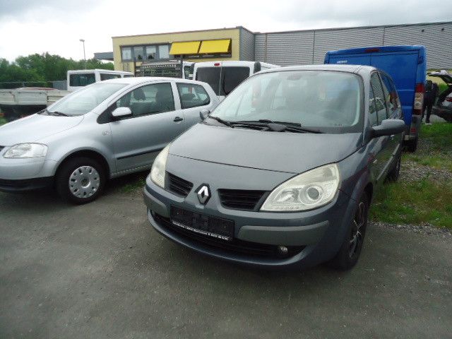 Renault Scenic 228.100 km 990 &euro; Paderborn 33104