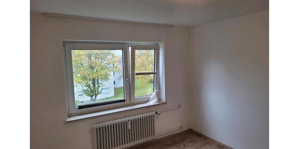 OHNE MAKLER!! Eigentumswohnung 4 Zimmer Küche Bad Gäste WC Balkon 4 zimmer