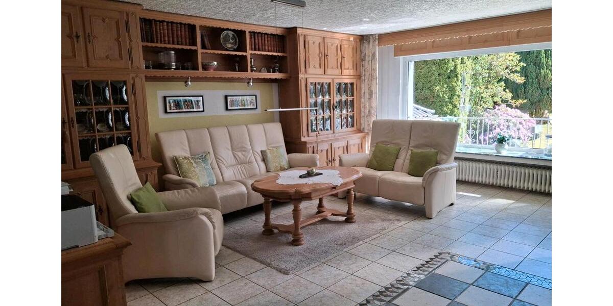 Mehrfamilienhaus, Wohnhaus Altenbeken - 10 Zimmer, 300 m&sup2;, 505.000&euro; | Angebot:26758727