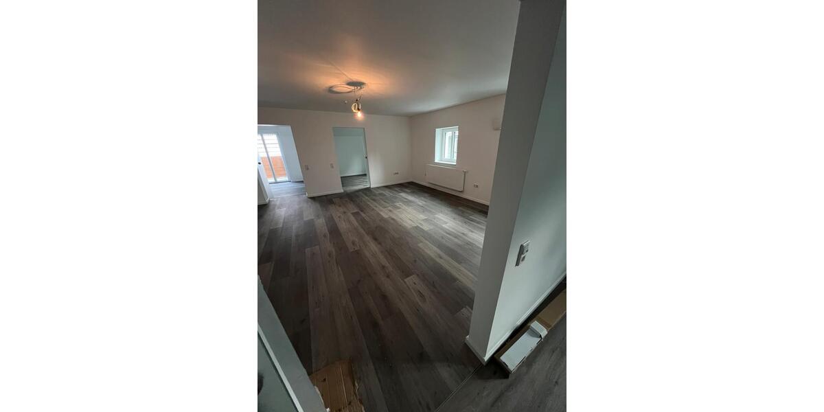 Etagenwohnung Brakel - 3 Zimmer, 68 m&sup2;, 850&euro; | Angebot:26267494
