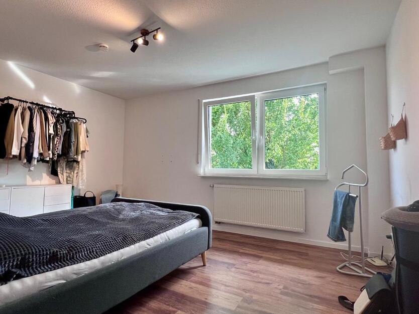 Wohntraum in Schloß-Nähe - großzügige 3-Zimmer-Wohnung in ruhiger Lage