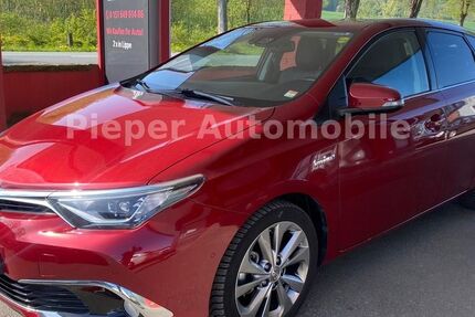 Toyota Auris 170.000 km 12.290 &euro; Oerlinghausen 33813