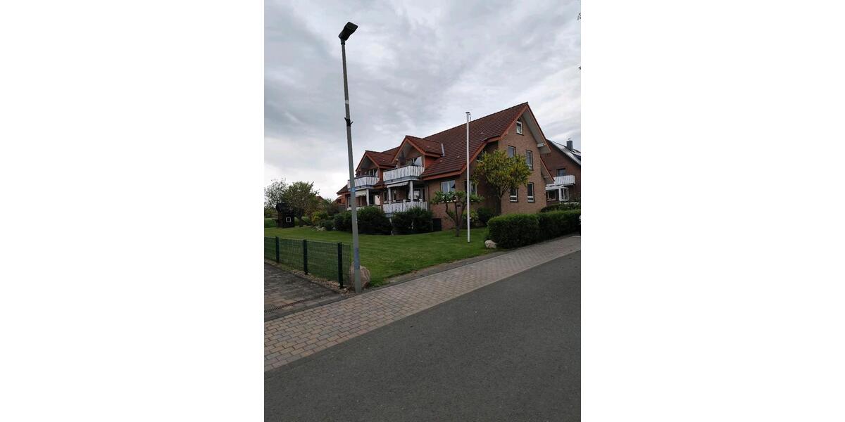 Dachgeschoßwohnung Paderborn Neuenbeken - 3 Zimmer, 84 m&sup2;, 650&euro; | Angebot:26413889
