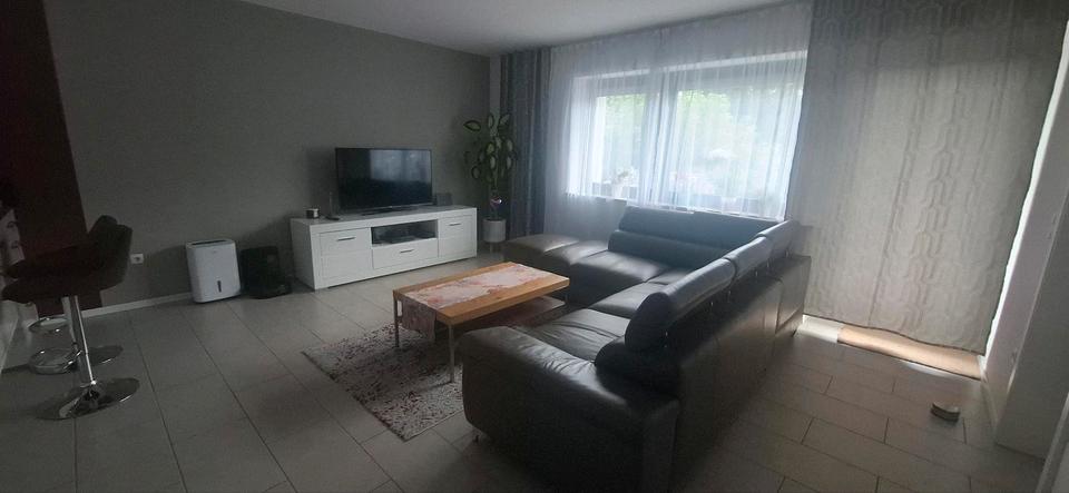 Etagenwohnung Hövelhof - 3 Zimmer, 76 m&sup2;, 900&euro; | Angebot:27605395