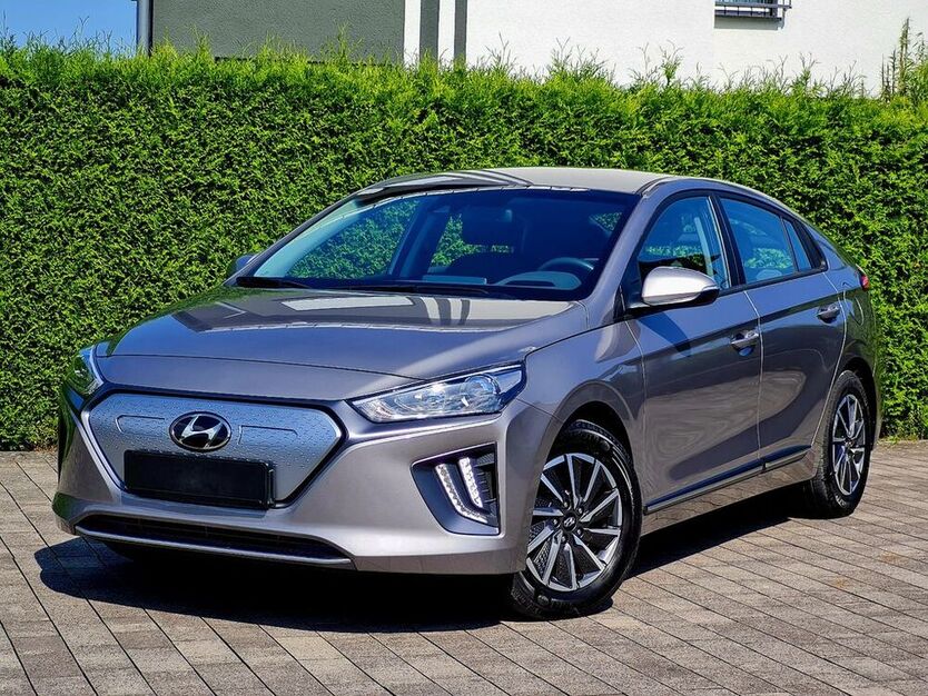 IONIQ