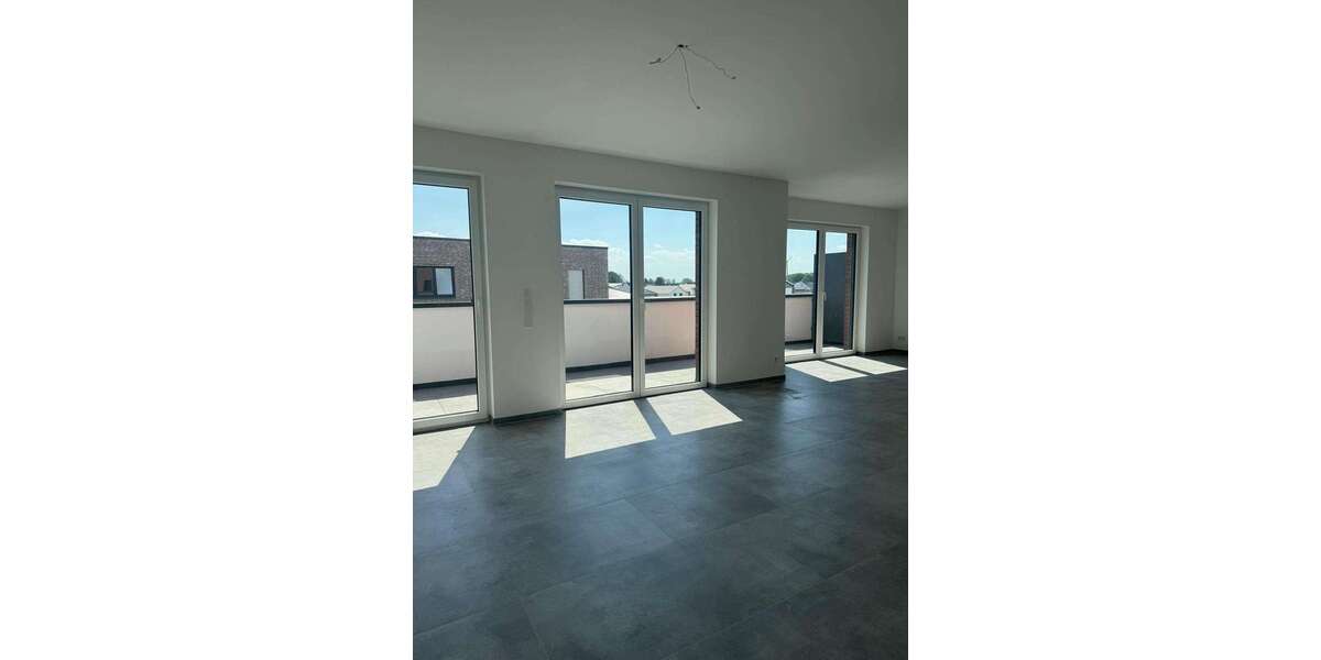 Etagenwohnung Lippstadt - 2 Zimmer, 83 m&sup2;, 909&euro; | Angebot:27189184
