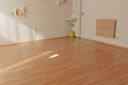 Vielseitige Bürofläche, ideal auch für den Gesundheits- Therapie-Bereich, Nähe Bahnhof Lippstadt zimmer