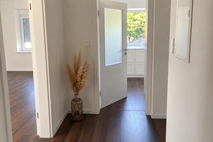 Wohnung Paderborn Neuenbeken - 3 Zimmer, 80 m&sup2;, 950&euro; | Angebot:27618568
