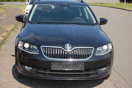 Skoda Octavia 110.000 km 12.500 &euro; Paderborn 33098