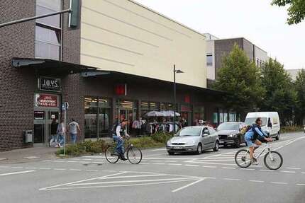 Einzelhandel in Lippstadt 5.828,13 € 585.68 m²