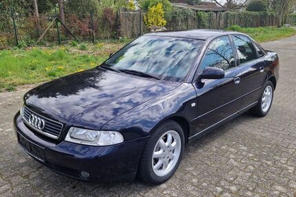 Audi A4 325.000 km 2.500 € Salzkotten 33154