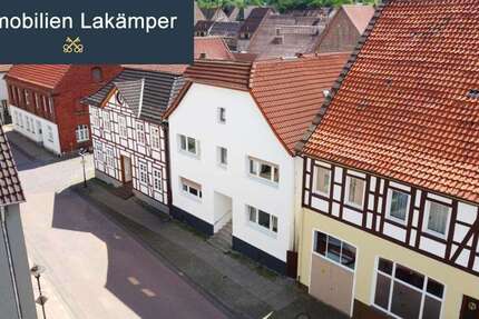 Haus Nienheim - 7 Zimmer, 170 m&sup2;, 299.000&euro; | Angebot:25341968
