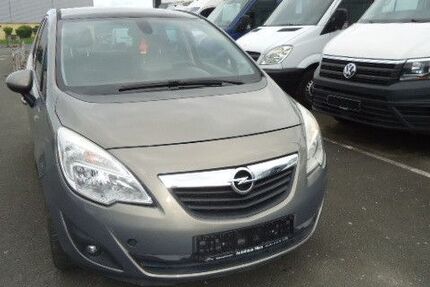 Opel Meriva 227.500 km 3.990 &euro; Paderborn 33104