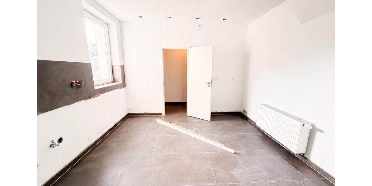 Einfamilienhaus Paderborn Neuenbeken - 8 Zimmer, 167 m&sup2;, 360.000&euro; | Angebot:26326959
