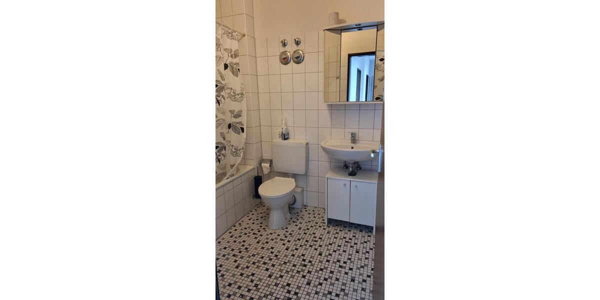 Erdgeschoßwohnung Paderborn - 4 Zimmer, 81 m&sup2;, 186.000&euro; | Angebot:26327122