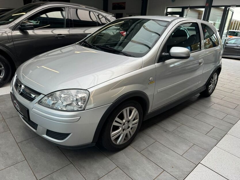Opel Corsa 117.000 km 1.900 € Detmold 32758