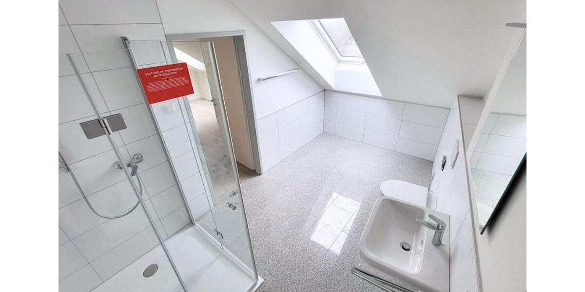 Dachgeschoßwohnung Steinheim - 2 Zimmer, 66 m&sup2;, 665&euro; | Angebot:25807083