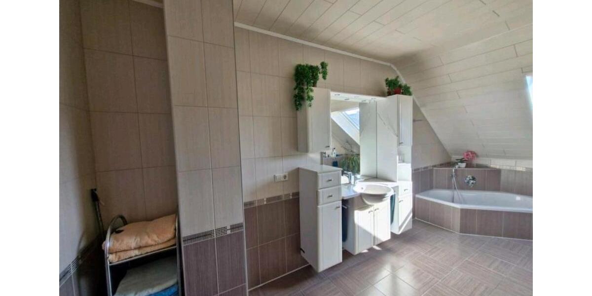 Doppelhaushälfte Paderborn Elsen - 6 Zimmer, 120 m&sup2;, 490.000&euro; | Angebot:26120867