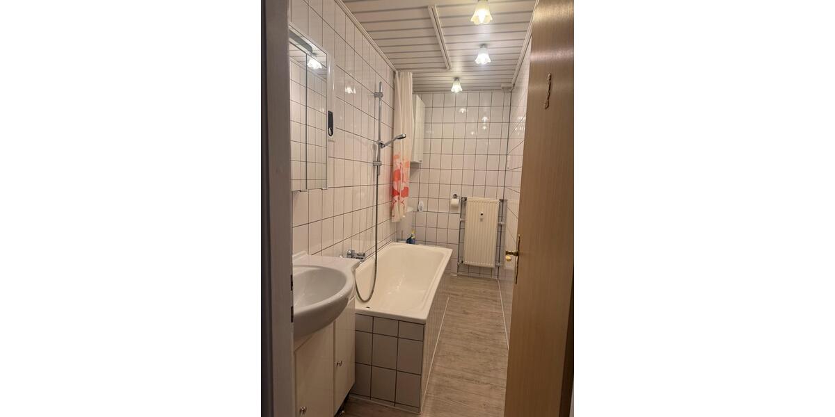 Einfamilienhaus Altenbeken - 3 Zimmer, 100 m&sup2;, 1.000&euro; | Angebot:27615066