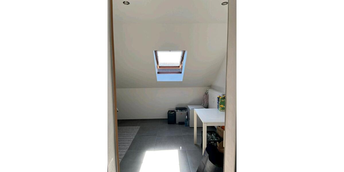 Dachgeschoßwohnung Paderborn Univiertel - 3 Zimmer, 96 m&sup2;, 910&euro; | Angebot:26413879
