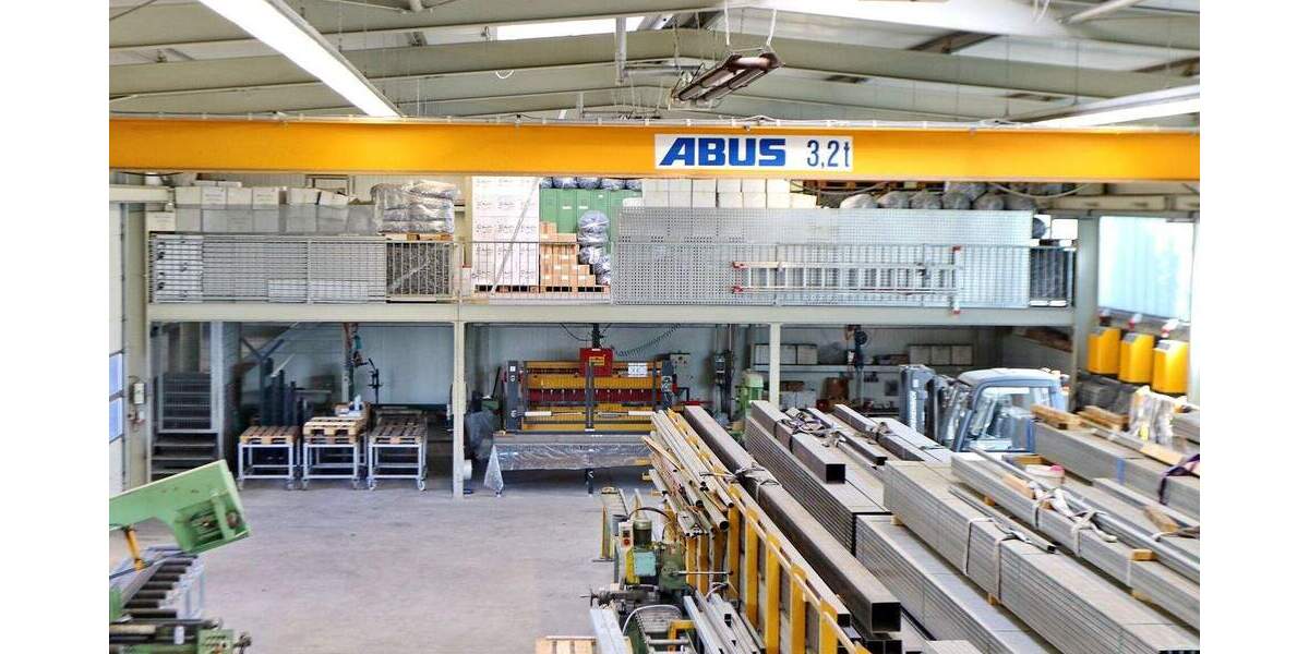 Vielseitig nutzbares Gewerbeanwesen in 33154 Salzkotten | High End Büro, Produktion, Logistik und Ausstellungshalle zimmer