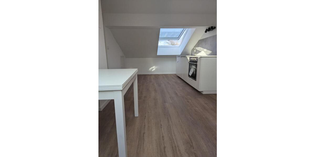 Dachgeschoßwohnung Paderborn Univiertel - 2 Zimmer, 45 m&sup2;, 655&euro; | Angebot:26411510
