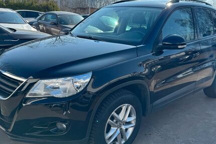 VW Tiguan 157.000 km 5.450 &euro; Detmold 32758