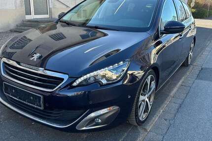 Peugeot 308 180.000 km 6.499 &euro; Paderborn 33100