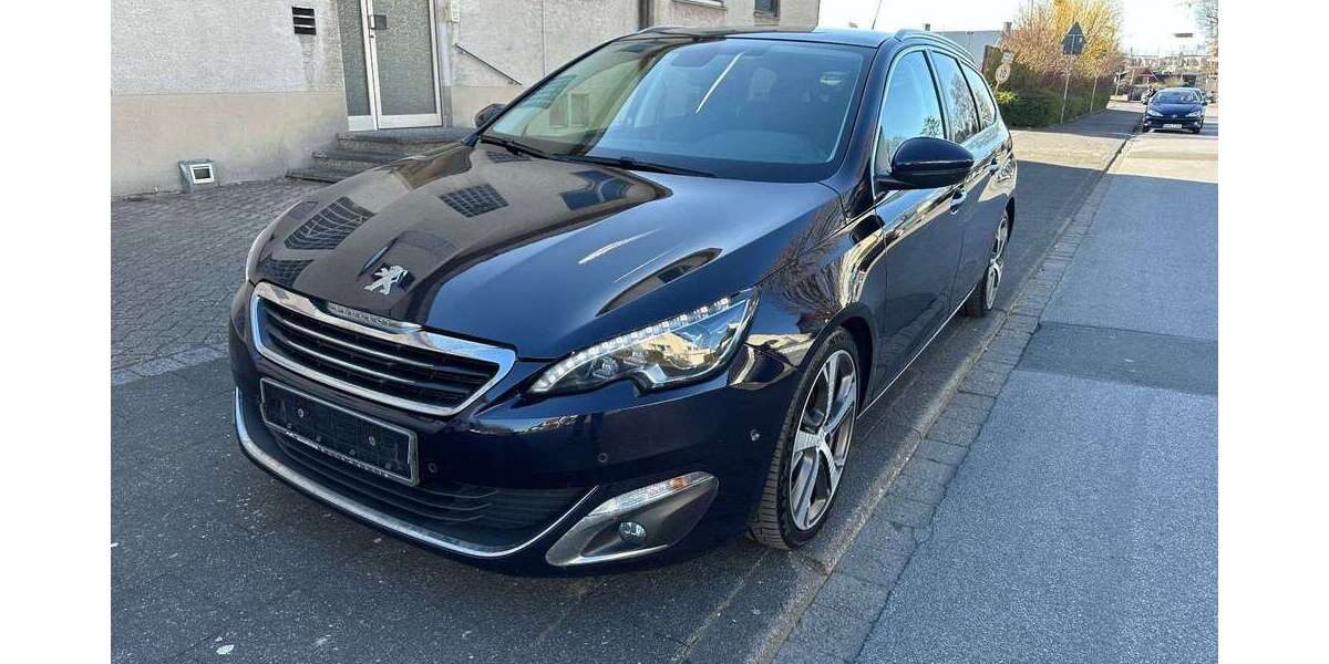 Peugeot 308 180.000 km 6.499 &euro; Paderborn 33100