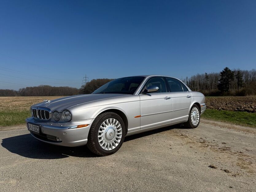 Jaguar XJ 185.650 km 16.000 € Rüthen 59602