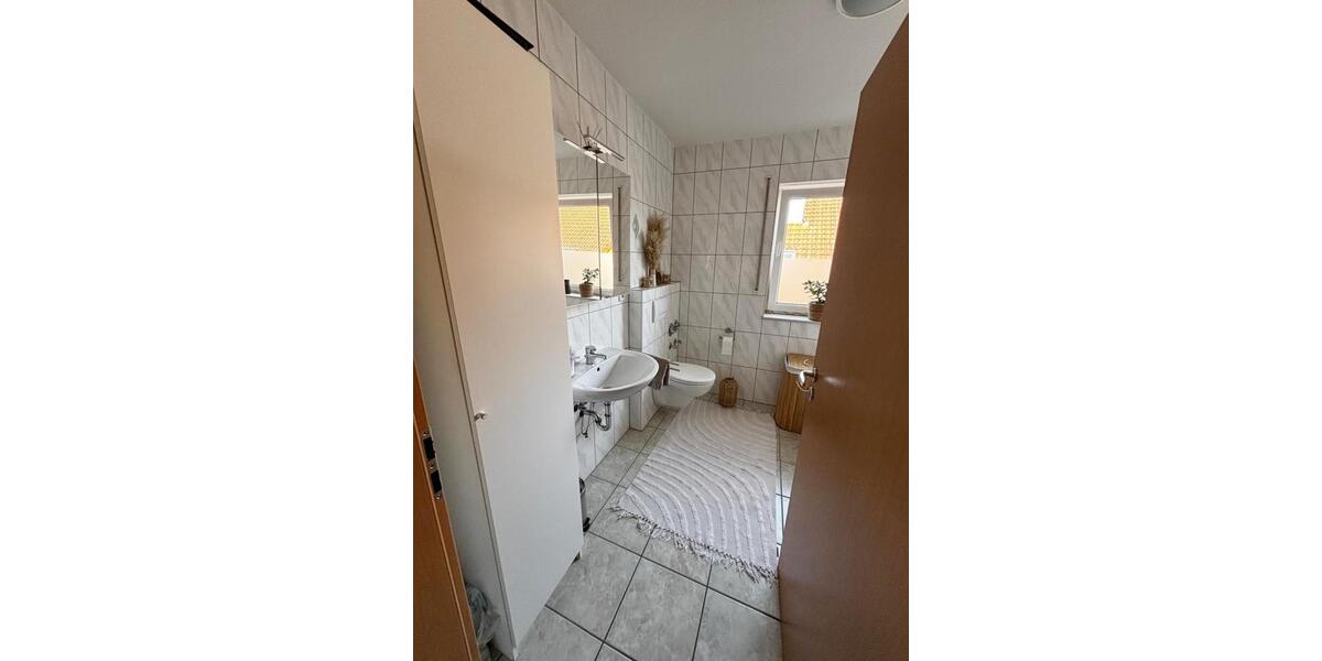 Etagenwohnung Hövelhof - 3 Zimmer, 78 m&sup2;, 950&euro; | Angebot:25444564