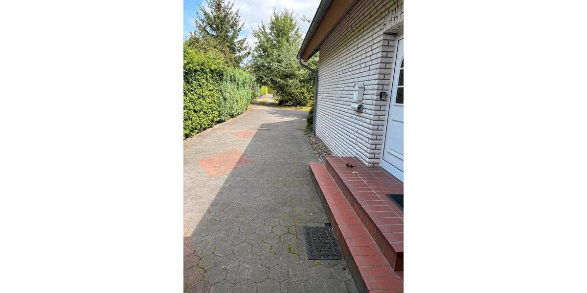 Mehrfamilienhaus, Wohnhaus Schloß Holte-Stukenbrock Stukenbrock - 7 Zimmer, 170 m&sup2;, 1.700&euro; | Angebot:25642524