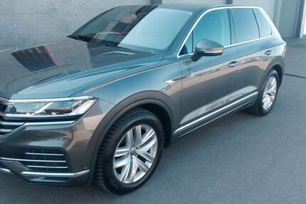 VW Touareg 187.200 km 27.499 &euro; Paderborn 33106